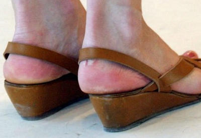 14 знаменитостей, которые игнорируют педикюр