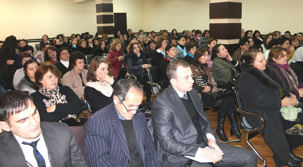 В Азербайджане прошли семинары для преподавателей