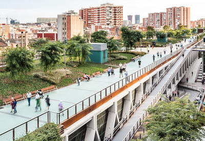 Парк поверх железной дороги в Барселоне <span class="color_red">- 12 ФОТО</span>