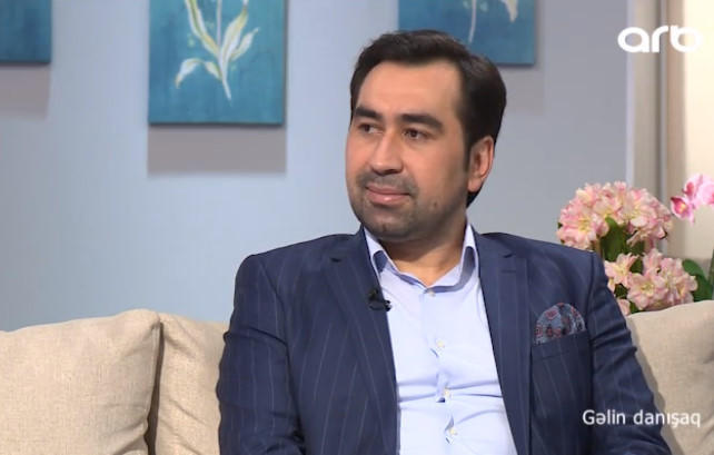 Müğənni Elton: "Atam yaxşı ki, tutuldu, yoxsa ölə bilərdi"