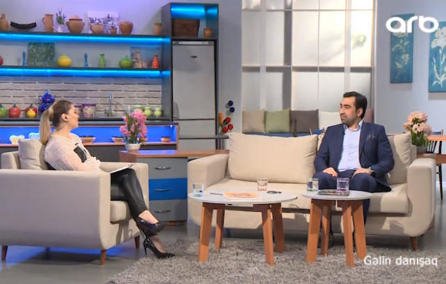 Müğənni Elton: "Atam yaxşı ki, tutuldu, yoxsa ölə bilərdi"