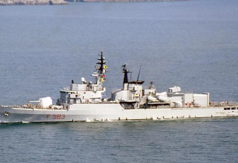 Боевой корабль Индии перевернулся, есть погибшие