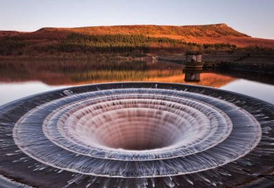 Удивительные кадры из реальной жизни, в которые трудно поверить <span class="color_red">- 15 ФОТО</span>