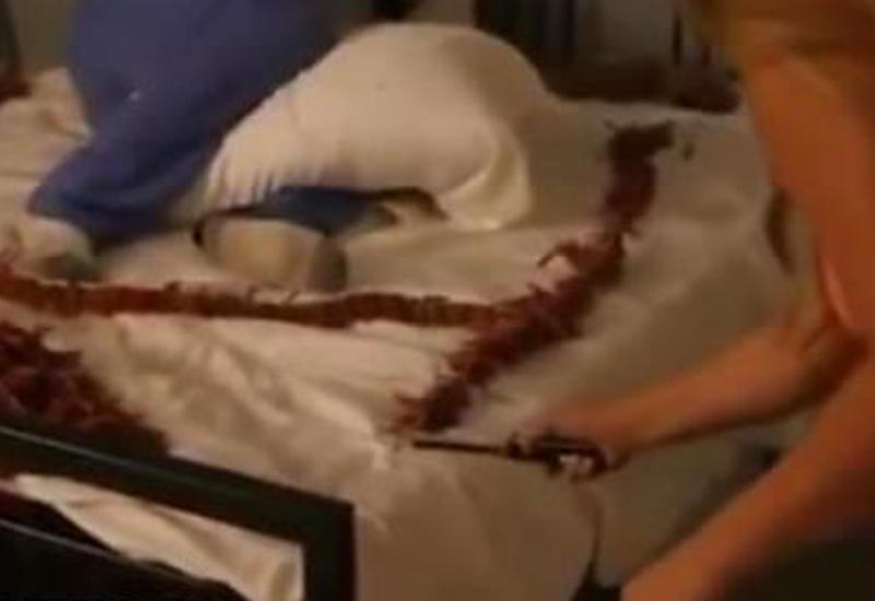 Жесткий пранк с фейерверком на кровати