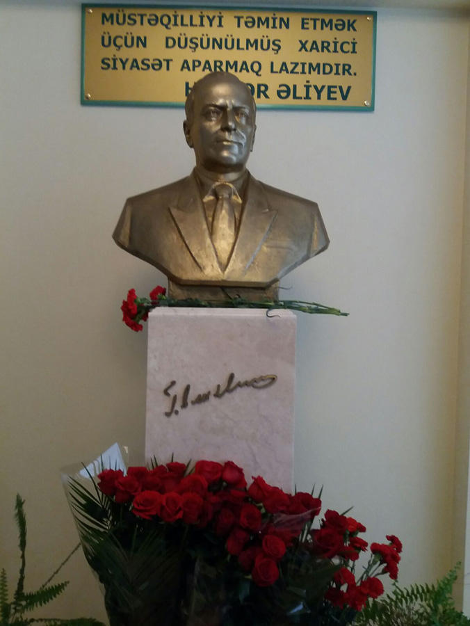 Moldovada ümummilli lider Heydər Əliyevin anım mərasimi keçirilib