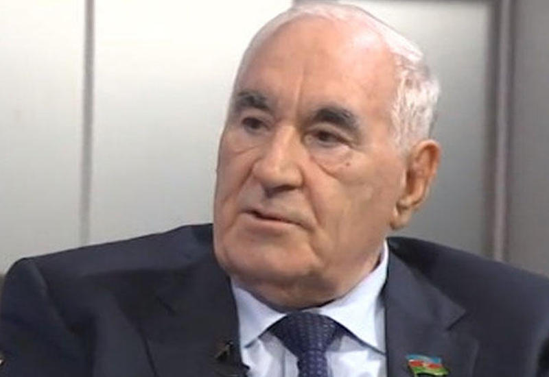 Fəttah Heydərov: "Avtomatlar bizə yönəlmişdi, Heydər Əliyev dedi ki, mən qorxmuram"