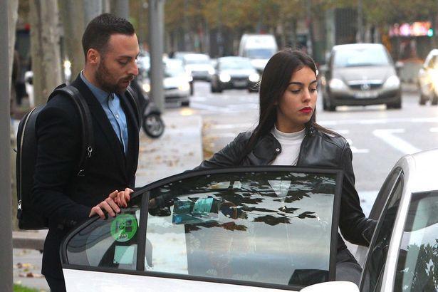Ronaldu sevgilisini anası ilə tanış etdi