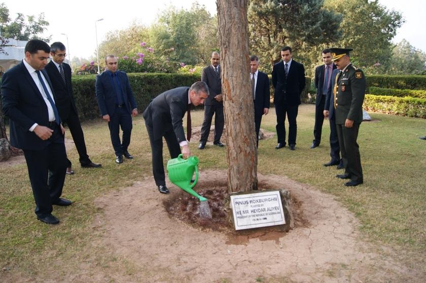 Azərbaycanın Pakistandakı Səfirliyində Ulu öndər Heydər Əliyevin əziz xatirəsi anılıb