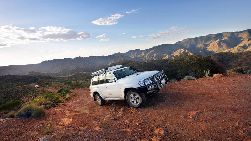 Nissan Patrol прощается с миром легендарным исполнением