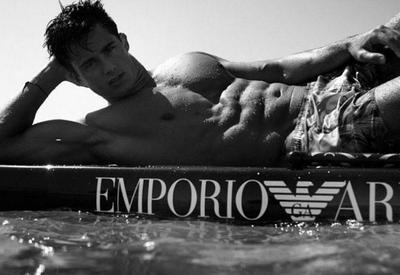 Самый красивый учитель математики принял важное решение <span class="color_red">- ФОТО</span>