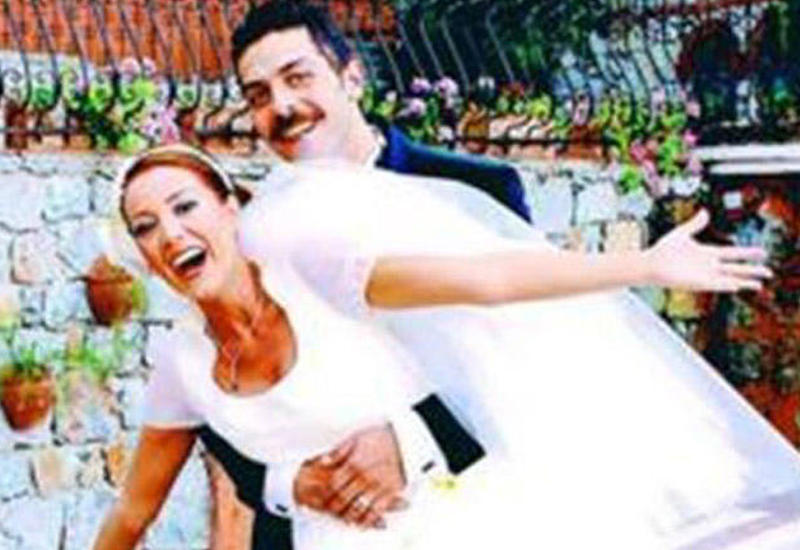 Məşhur cütlüklərin heç yerdə görmədiyiniz toy şəkilləri