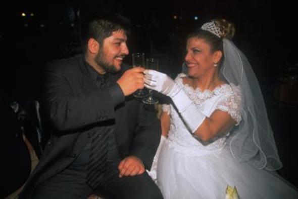 Məşhur cütlüklərin heç yerdə görmədiyiniz toy şəkilləri