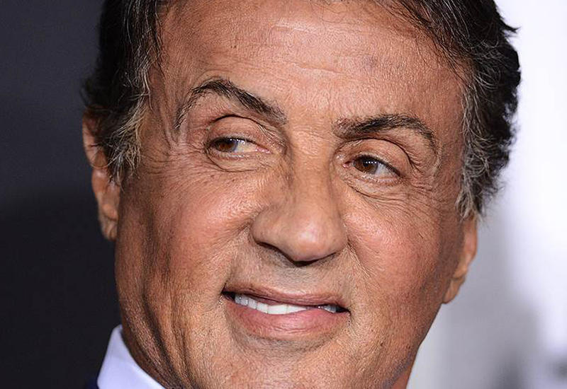 71-летний Сталлоне показал, как надо качаться