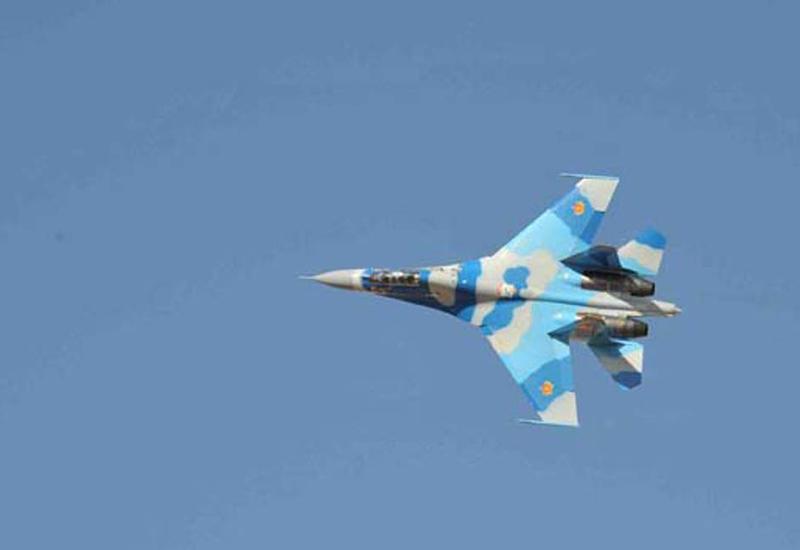 Qazaxıstanda Su-27 qırıcısı qəzaya uğrayıb
