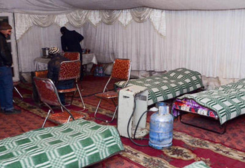 Yaşamağa yeri olmayanlar üçün sığınacaqlar yaradılıb