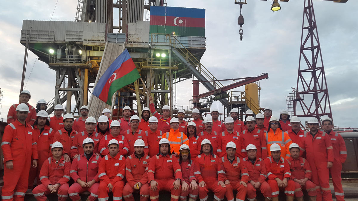 SOCAR ввела в эксплуатацию новую скважину на Каспии