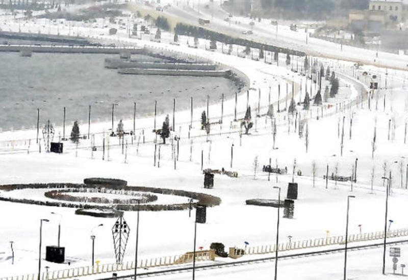 Зима в Баку бывает и такой