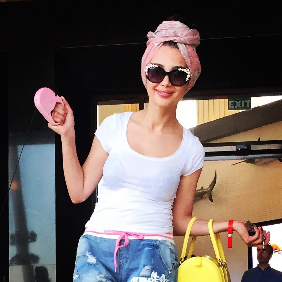 "Məncə, bir xanım qarşısına məşhur olmaq məqsədi qoyarsa...."