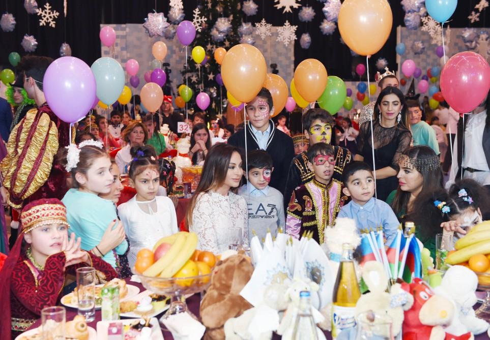 Фонд Гейдара Алиева организовал традиционное праздничное веселье для детей