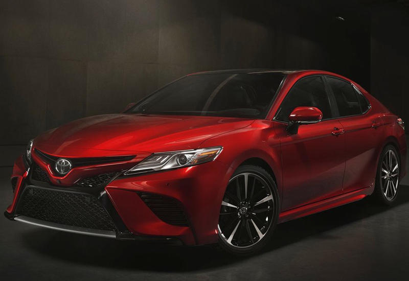 Новая Toyota Camry сможет написать хозяину СМС на смартфон