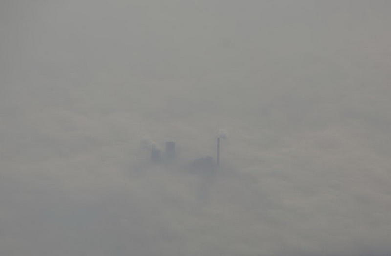 Китай задыхается от аномального смога