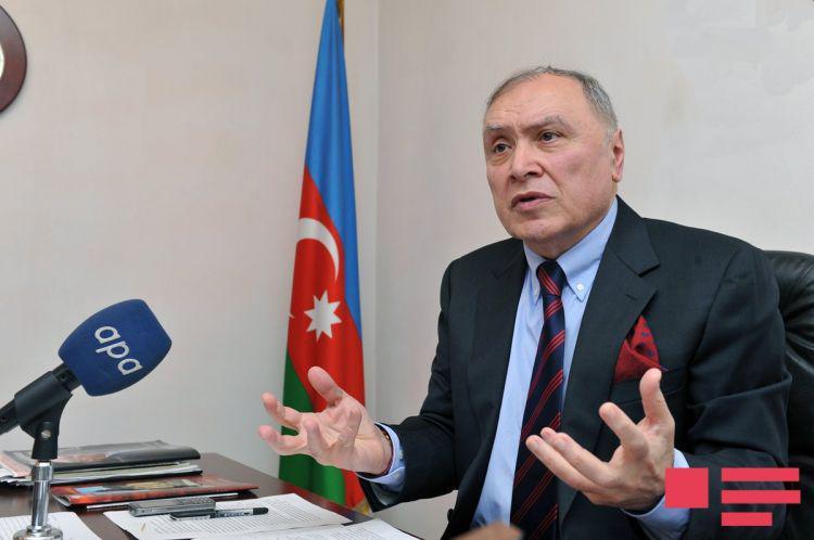 Akif Məlikov: "60 yaşında Məcnun, 55 yaşında Leyli ola bilməz"