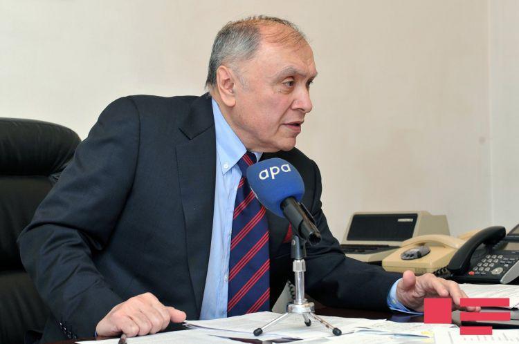 Akif Məlikov: "60 yaşında Məcnun, 55 yaşında Leyli ola bilməz"