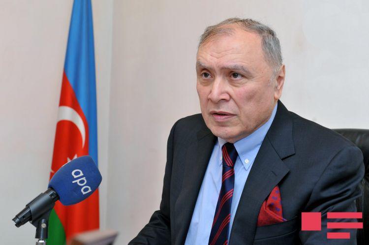 Akif Məlikov: "60 yaşında Məcnun, 55 yaşında Leyli ola bilməz"