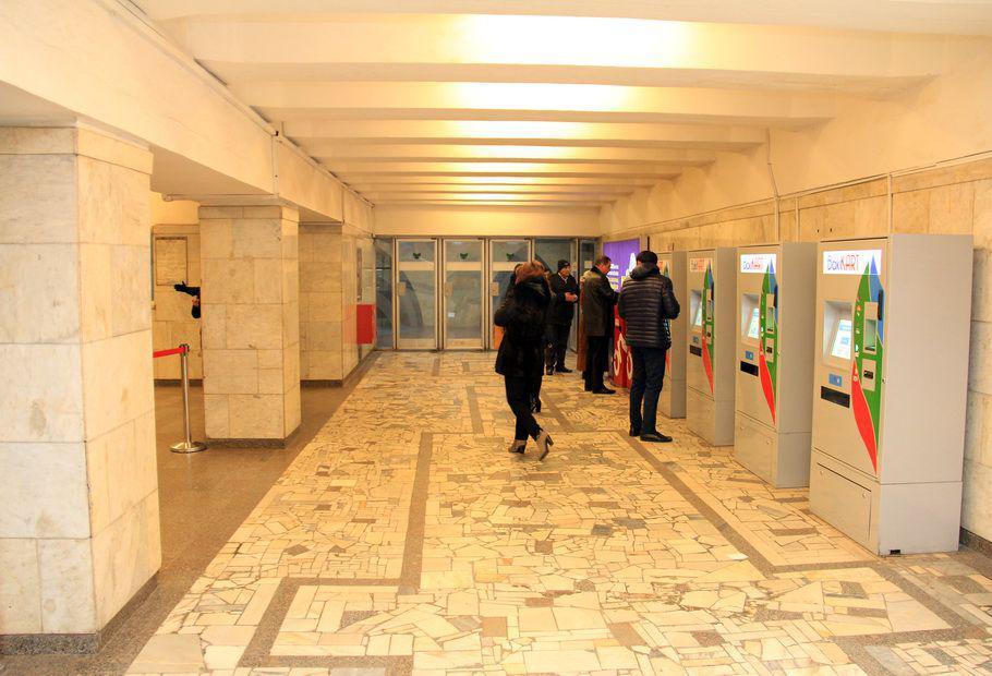 Закрывается вход одной из станций бакинского метро