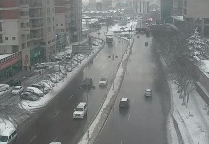 Внимаю водителей и пешеходов в Баку