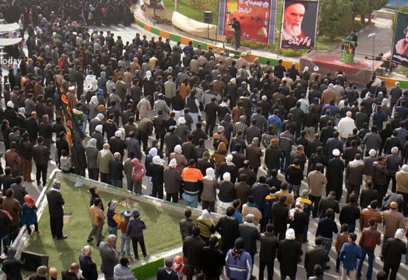 В Иране началась траурная церемония в память о погибших пожарниках