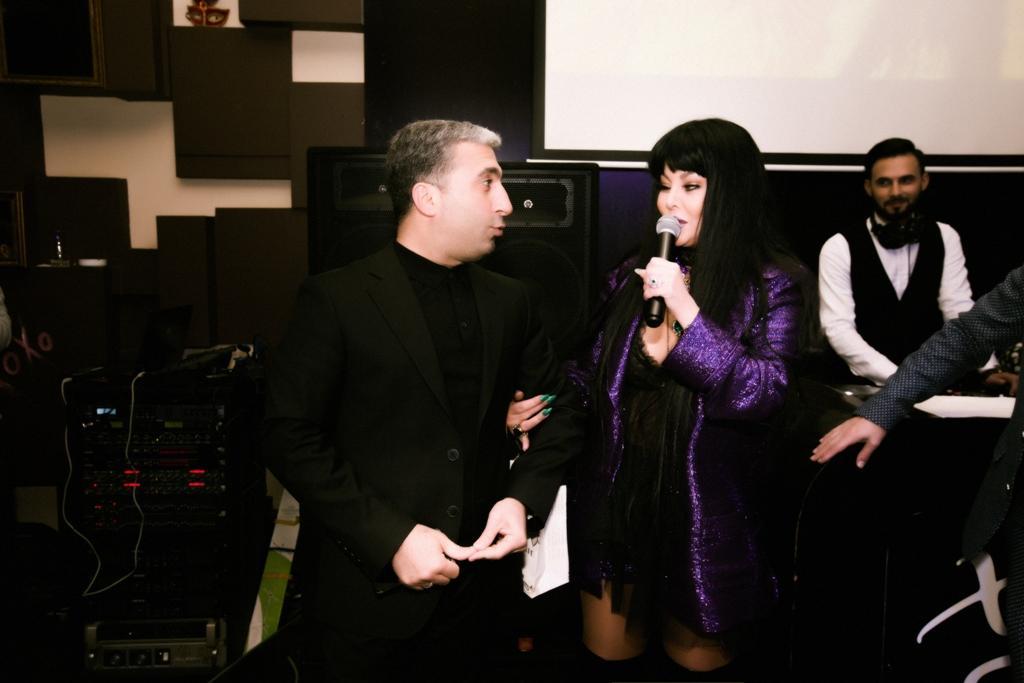 Подарки для Айгюн Кязымовой: творческий вечер певицы