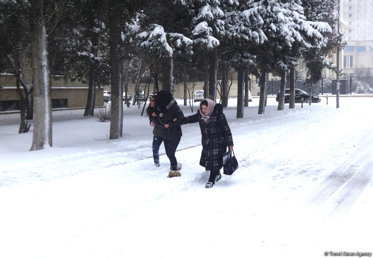 Баку в белоснежном одеянии