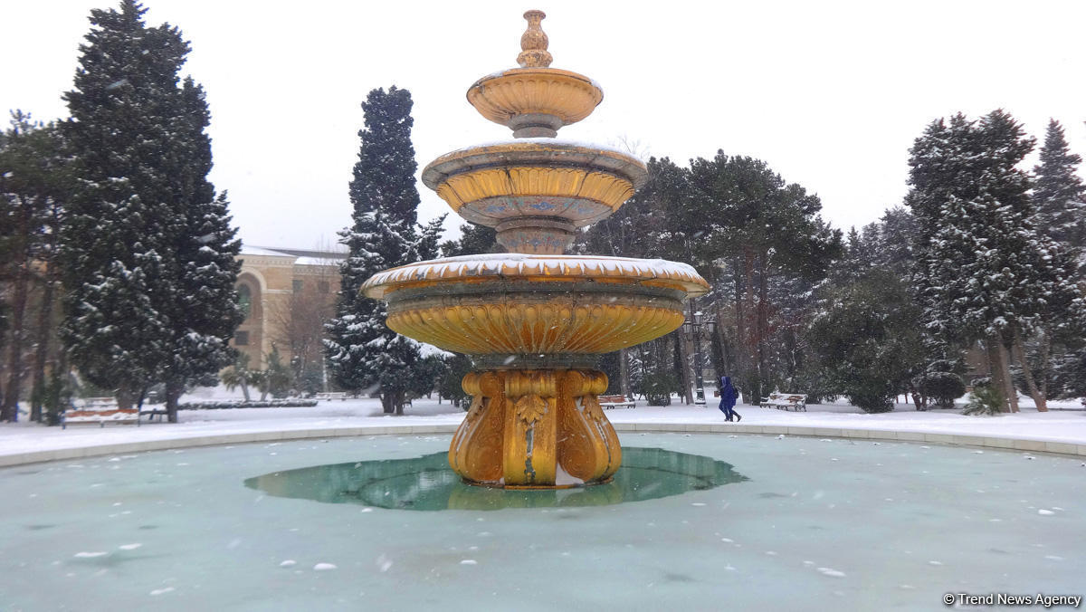 Баку в белоснежном одеянии