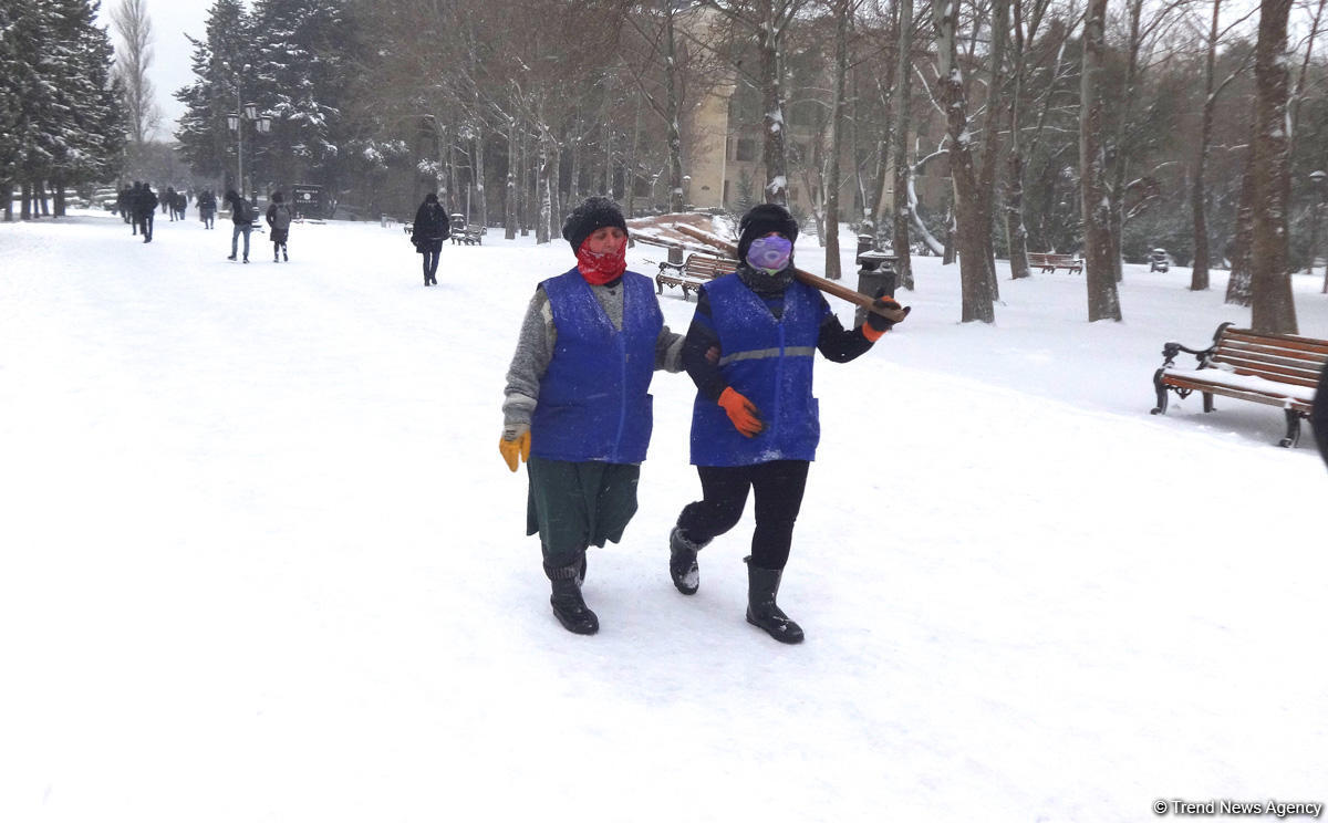 Баку в белоснежном одеянии