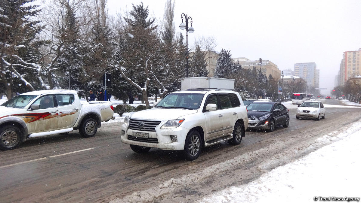 Баку в белоснежном одеянии