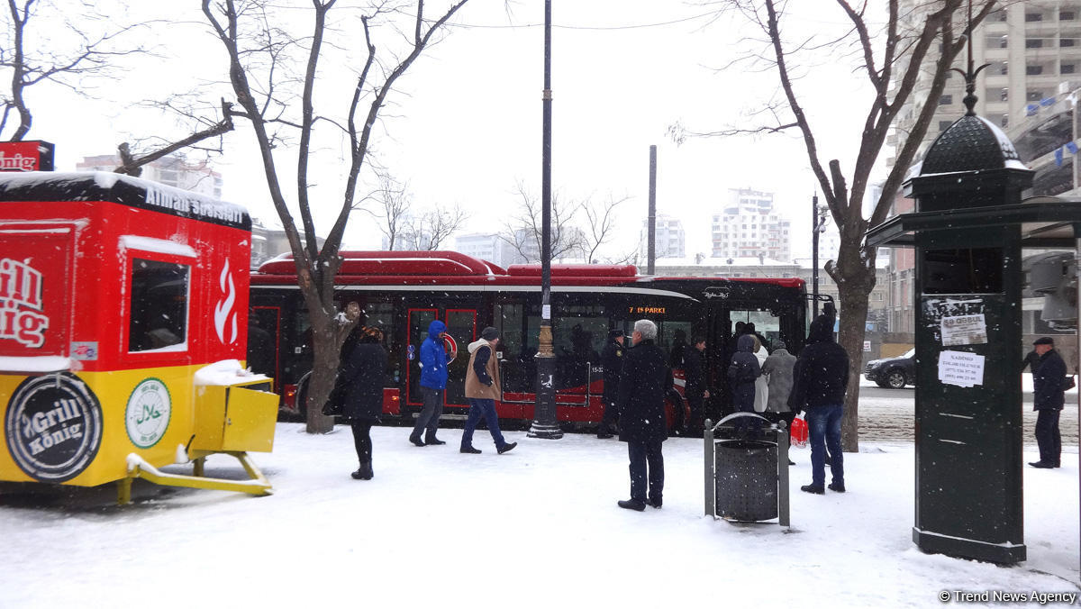 Баку в белоснежном одеянии