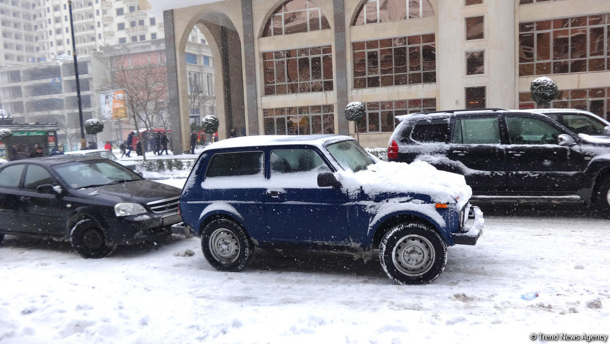 Баку в белоснежном одеянии