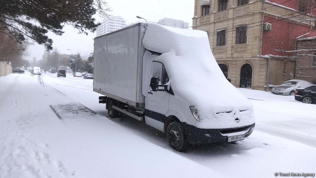 Баку в белоснежном одеянии
