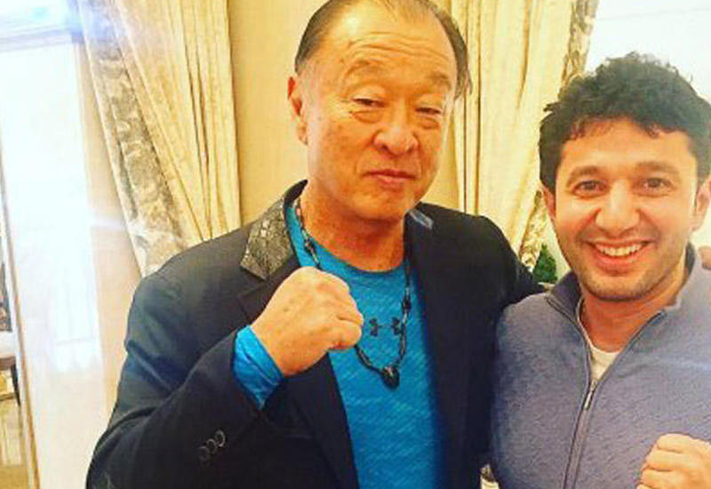 Xəyyam Nisanov "Mortal Kombat" filminin qəhrəmanı ilə