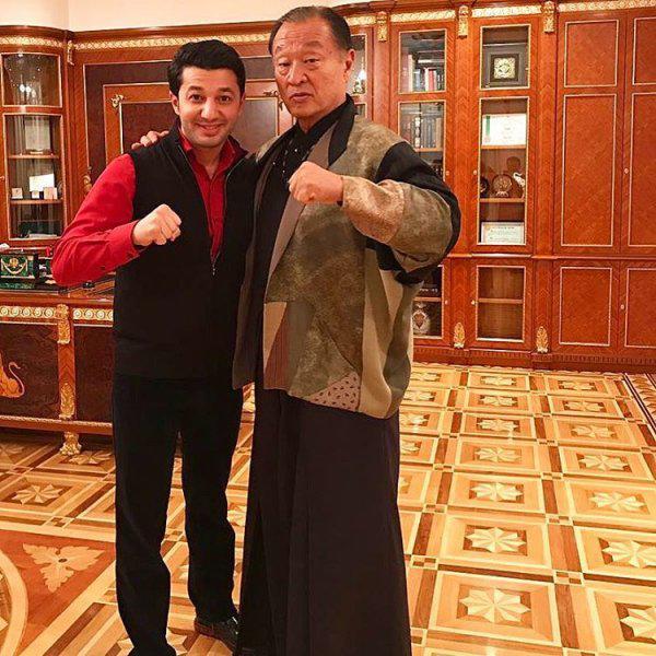 Xəyyam Nisanov "Mortal Kombat" filminin qəhrəmanı ilə
