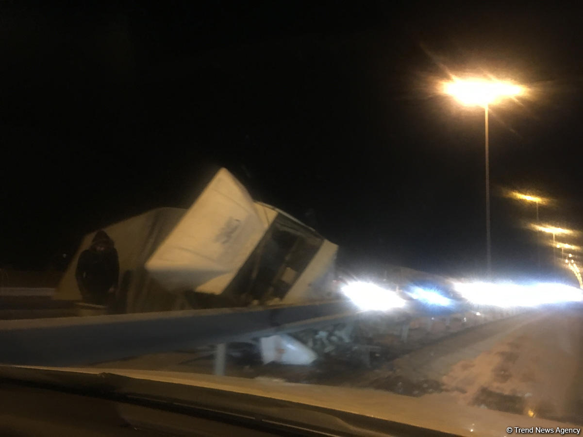 Bakı-Sumqayıt yolunda ağır qəza