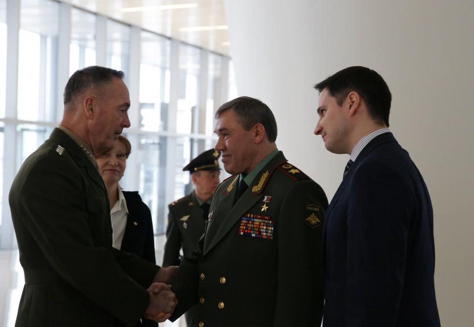 Начальники генштабов РФ и США провели переговоры в Баку