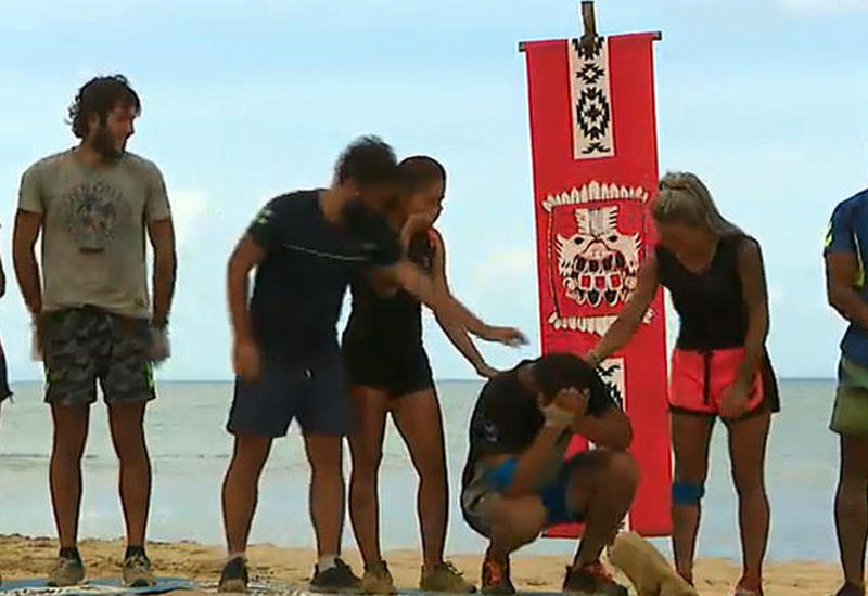 "Survivor"da GÖZLƏNİLMƏZ HADİSƏ - İştirakçının uşağı oldu