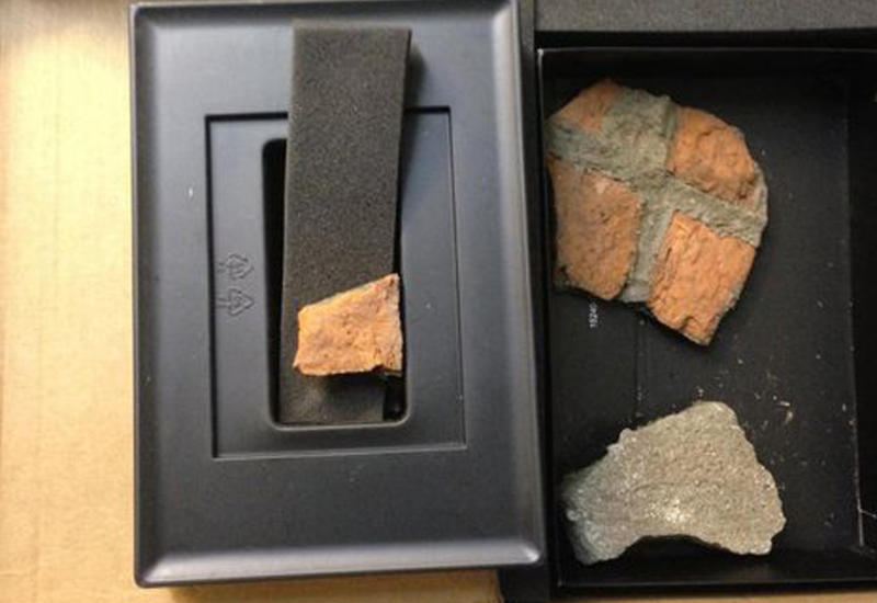 Почта России разоблачила мошенников, отправлявших кирпичи вместо смартфонов