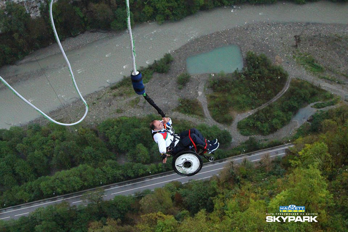 Снят фильм об азербайджанском паралимпийце, который любит экстрим
