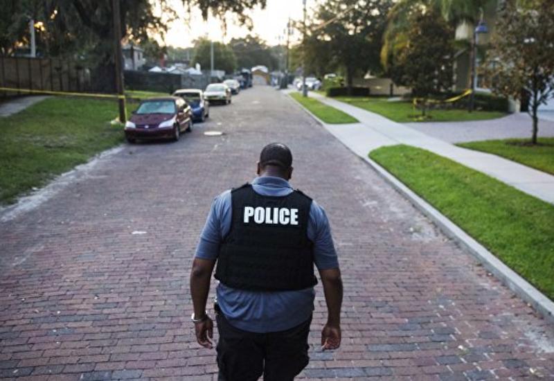 Неизвестный открыл огонь по полицейским в Вашингтоне