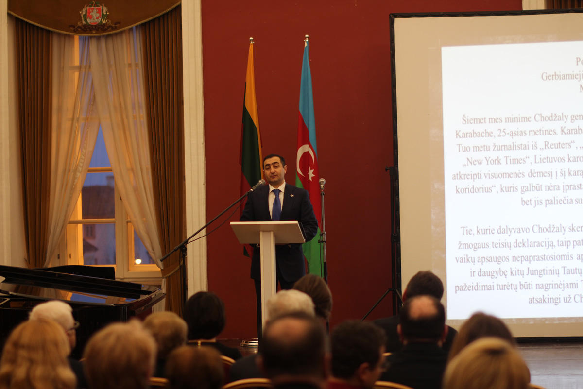 Vilnüsdə Xocalı soyqırımı ilə bağlı silsilə tədbirlər keçirilib