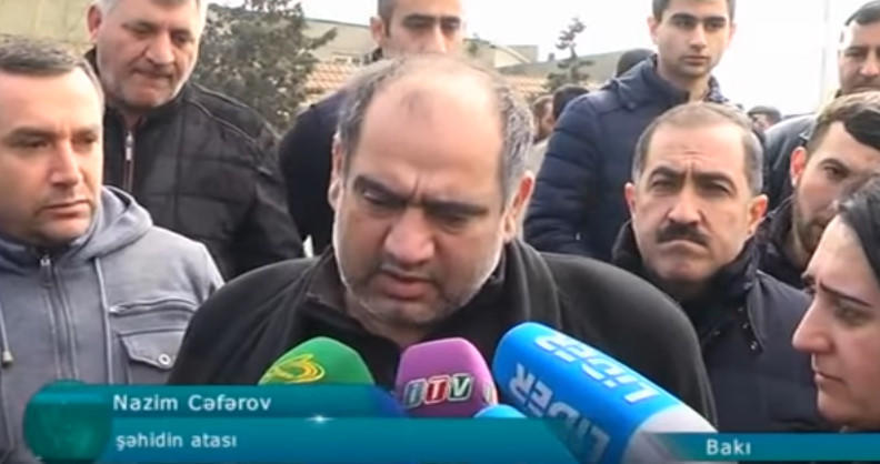 "Komandirin yarasını sarıb, çiyninə alıb aparanda oğlumu vurdular" - Şəhidin atası