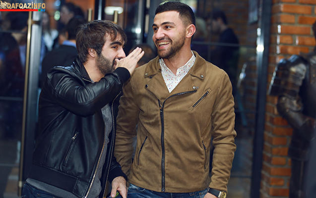 Yerli məşhurlar mükafat gecəsində